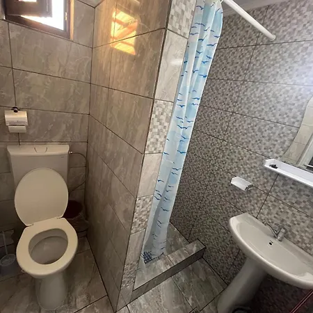 Casa Dina * 伯伊莱海尔库拉内